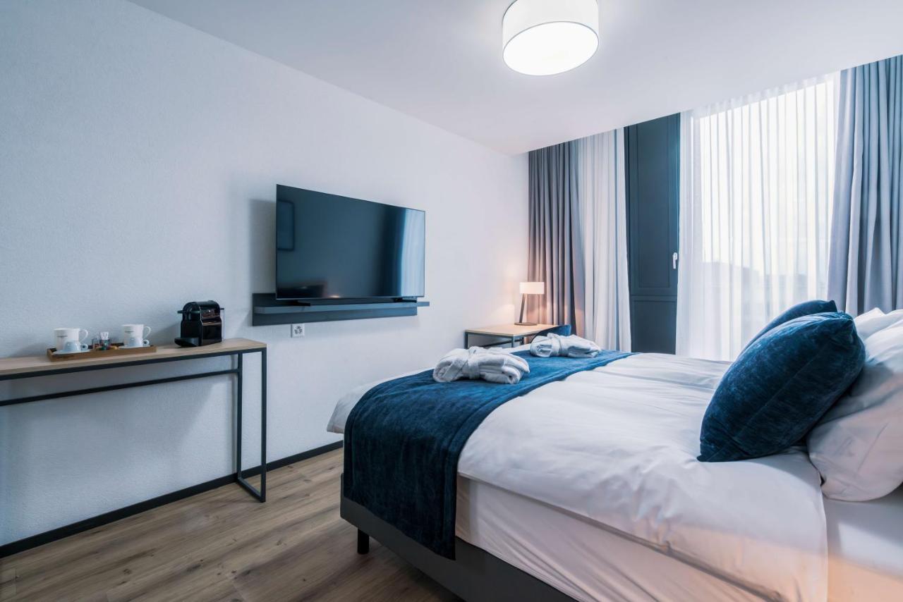 Yparc Hotel Ивердон ле Бен Екстериор снимка