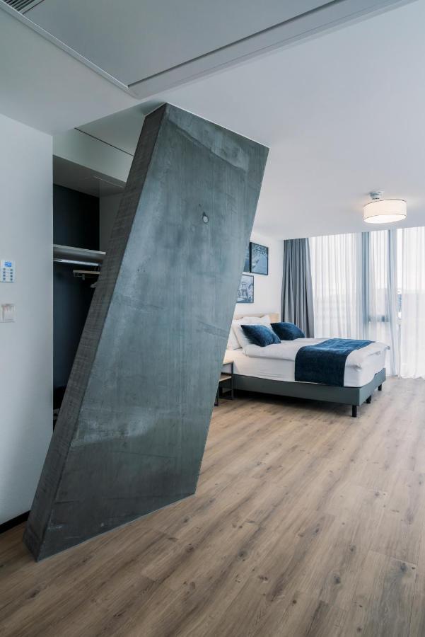 Yparc Hotel Ивердон ле Бен Екстериор снимка