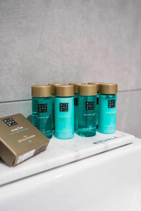 Yparc Hotel Ивердон ле Бен Екстериор снимка