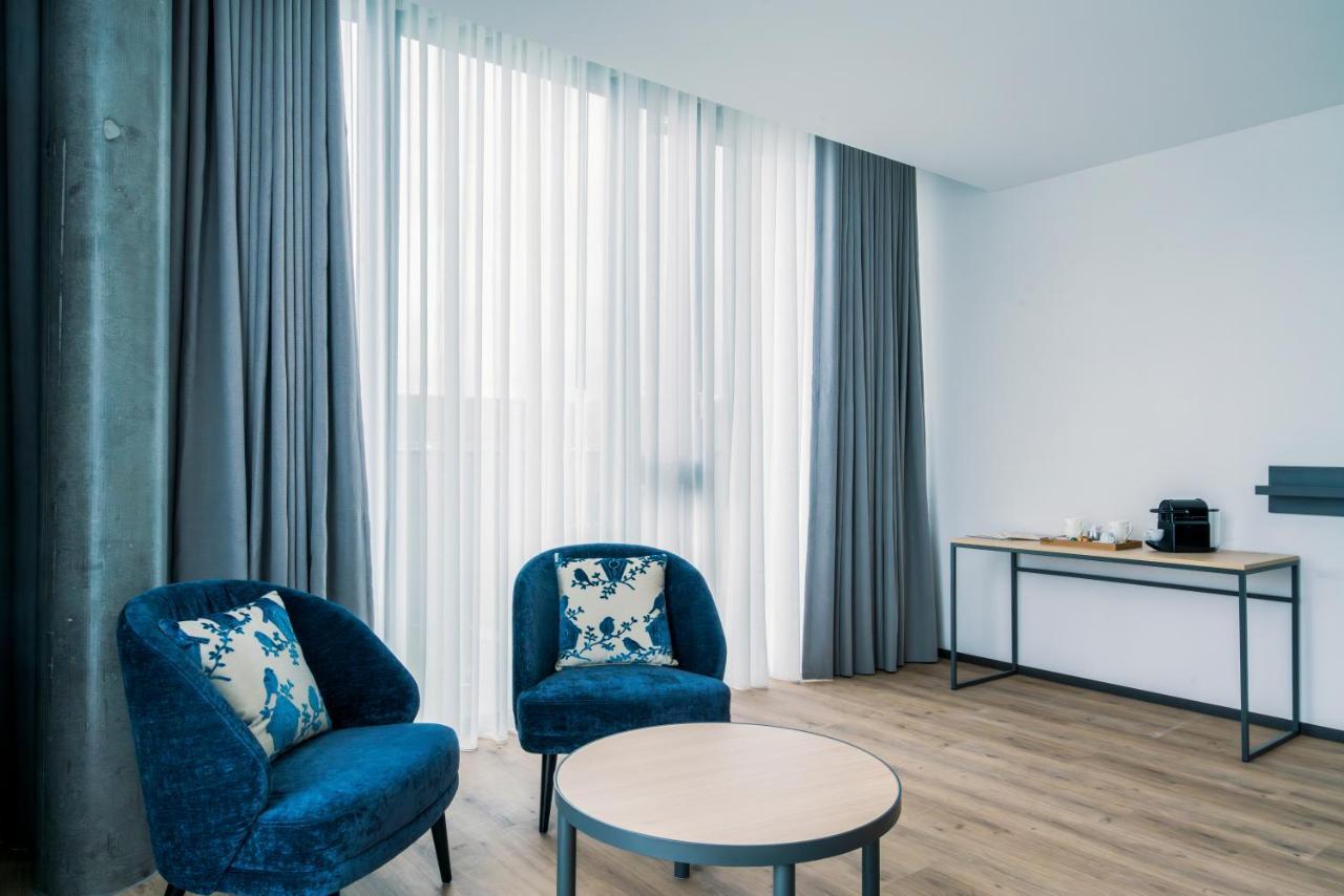 Yparc Hotel Ивердон ле Бен Екстериор снимка